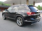 Used 2018 Volkswagen Atlas SE w/ R-Line Package image 4