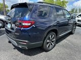 New 2025 Honda Pilot Touring image 4