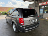 Used 2019 Dodge Grand Caravan SXT image 4
