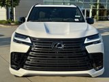 New 2025 Lexus LX 700h Overtrail image 4