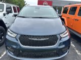 New 2025 Chrysler Pacifica Limited image 2