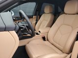 Used 2025 Porsche Macan image 5