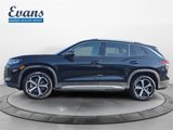New 2025 Volkswagen Tiguan SE image 2