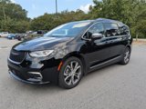 New 2026 Chrysler Pacifica Pinnacle image 2