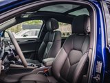 Certified 2024 Porsche Macan image 5