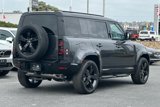 New 2025 Land Rover Defender 110 X-Dynamic SE image 5