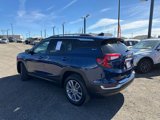 Used 2022 GMC Terrain SLT image 3