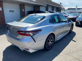 Used 2022 Toyota Camry SE image 6