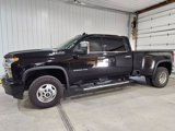 Used 2021 Chevrolet Silverado 3500 High Country image 2
