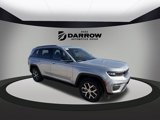 Used 2025 Jeep Grand Cherokee Limited w/ Luxury Tech Group II image 3