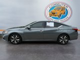 Used 2020 Nissan Altima 2.5 SV image 2