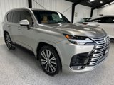 Used 2023 Lexus LX 600 4WD w/ Luxury Package image 4