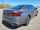 Used 2022 Nissan Altima 2.5 SV w/ SV Premium Package image 5
