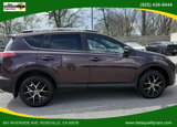 Used 2018 Toyota RAV4 SE image 4