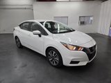 Used 2022 Nissan Versa SV image 4