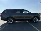 New 2025 Ford Expedition Max Platinum image 5