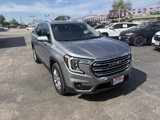 Used 2024 GMC Terrain SLT image 3