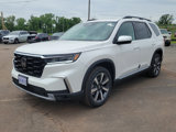 New 2025 Honda Pilot Touring image 2