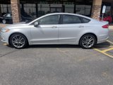 Used 2017 Ford Fusion SE w/ Equipment Group 201A image 2