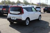 Used 2022 Kia Soul LX w/ Technology Package image 3