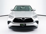 Used 2024 Toyota Highlander XLE image 2