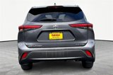 Used 2021 Toyota Highlander XLE image 4