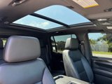 Used 2022 Chevrolet Suburban LT w/ Luxury Package image 4