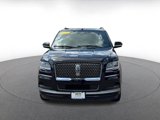 Used 2024 Lincoln Navigator L 4WD image 4