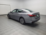 Used 2023 Nissan Altima 2.5 SV image 5