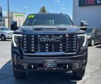 Used 2024 GMC Sierra 3500 Denali Ultimate image 2