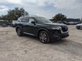 New 2025 Nissan Pathfinder Platinum image 2