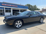 Used 2013 Dodge Challenger SXT image 2