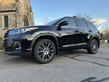 Used 2018 Toyota Highlander SE image 3