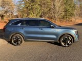Used 2025 Kia Sorento SX Prestige image 2