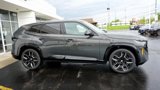 New 2025 BMW XM image 4