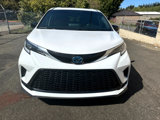 Used 2021 Toyota Sienna XSE image 2