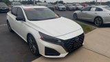 Used 2023 Nissan Altima 2.0 SR image 3