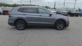 Used 2022 Volkswagen Tiguan SE image 5
