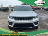 New 2025 Jeep Grand Cherokee Laredo w/ Luxury Tech Group I image 2