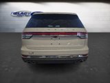 Used 2023 Lincoln Aviator AWD w/ Premium Package image 4