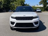 New 2025 Jeep Grand Cherokee Summit image 2
