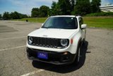 Used 2018 Jeep Renegade Latitude w/ Cold Weather Group image 3