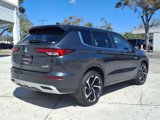 New 2025 Mitsubishi Outlander SE image 5