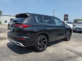 Used 2024 Mitsubishi Outlander SE image 4