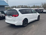 Used 2020 Chrysler Pacifica Limited w/ Quick Order Package 27H Red S image 5