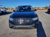 Used 2024 Volkswagen Tiguan SE image 4