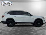 New 2025 Volkswagen Atlas Peak Edition SE image 6