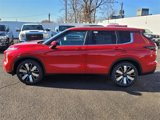 New 2025 Mitsubishi Outlander SE image 2