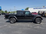 Used 2024 Jeep Gladiator Rubicon w/ Technology Group image 2