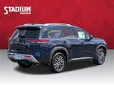 New 2025 Nissan Pathfinder SL image 3